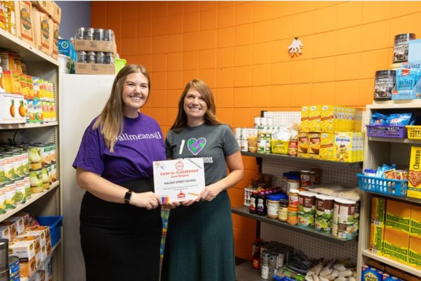 News Release: CASEY’S DONATION HELPS WALNUT’S CARING CLOSET